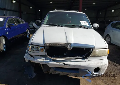 2001 Lincoln Navigator z USA, uszkodzony, nr VIN 5LMEU27A61LJ05669